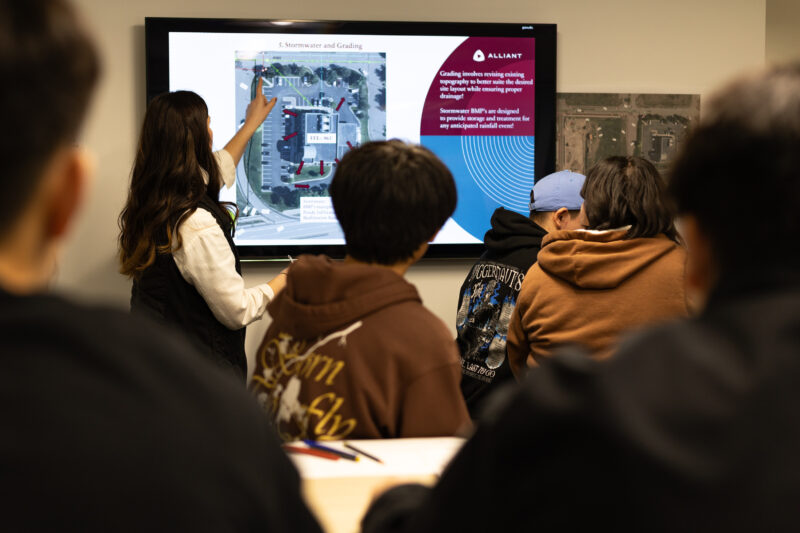 Johnson High School Visit Stem Day - Alliant Engineering Minnesota